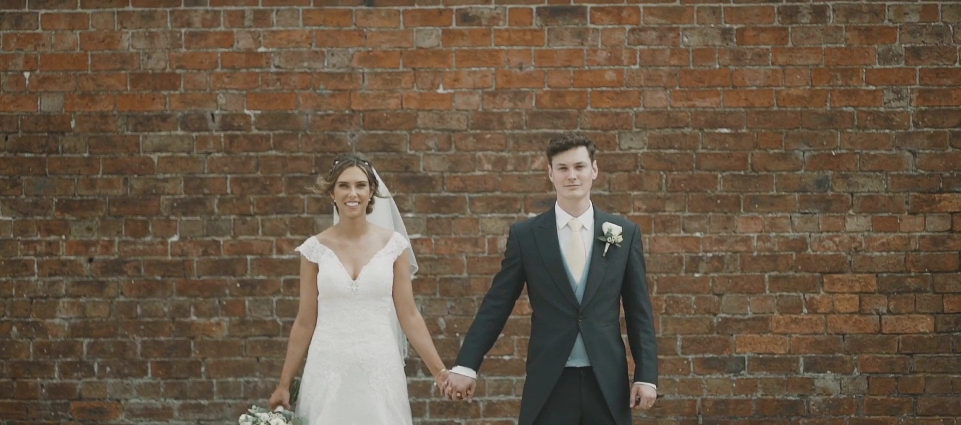 Ellie & Lewis at St George’s Church, Bradley & Barnoldby-le-Beck